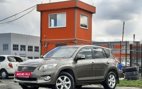 Toyota RAV4, 2011 год, 1 565 000 рублей, 2 фотография