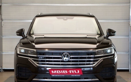 Volkswagen Touareg III, 2019 год, 6 197 000 рублей, 2 фотография