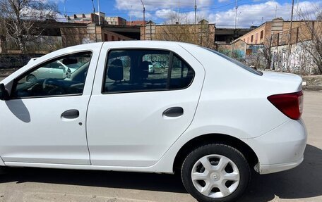 Renault Logan II, 2017 год, 920 000 рублей, 2 фотография