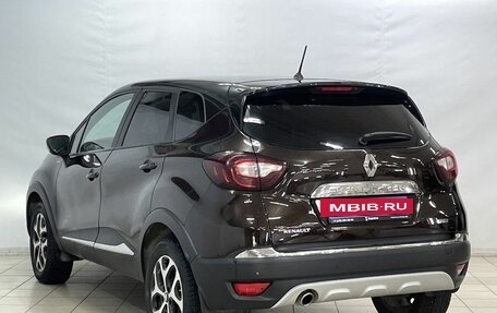 Renault Kaptur I рестайлинг, 2017 год, 1 650 000 рублей, 5 фотография