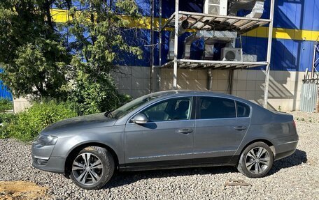 Volkswagen Passat B6, 2005 год, 540 000 рублей, 3 фотография