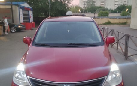 Nissan Tiida, 2010 год, 900 000 рублей, 2 фотография