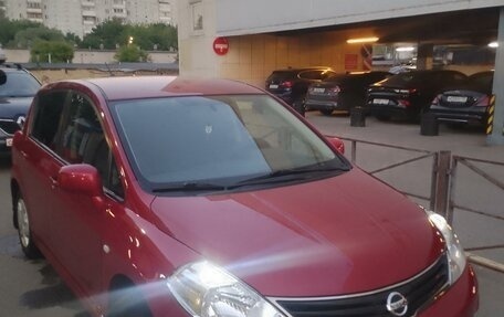 Nissan Tiida, 2010 год, 900 000 рублей, 4 фотография