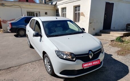 Renault Logan II, 2018 год, 840 000 рублей, 2 фотография