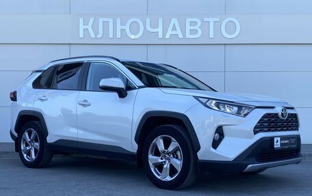 Toyota RAV4, 2020 год, 4 199 000 рублей, 3 фотография