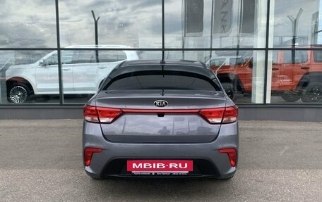 KIA Rio IV, 2018 год, 1 615 000 рублей, 5 фотография