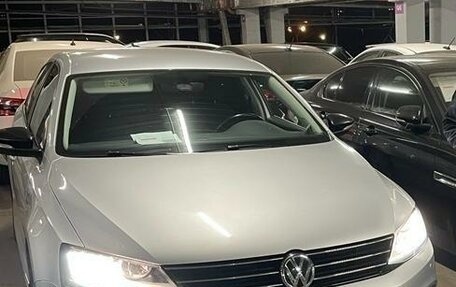 Volkswagen Jetta VI, 2017 год, 1 775 000 рублей, 3 фотография