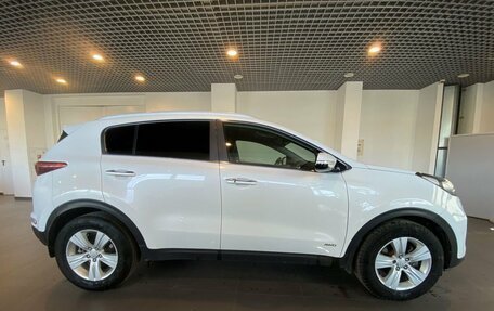 KIA Sportage IV рестайлинг, 2016 год, 2 180 000 рублей, 2 фотография