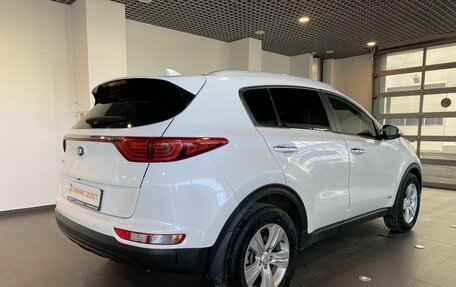 KIA Sportage IV рестайлинг, 2016 год, 2 180 000 рублей, 3 фотография