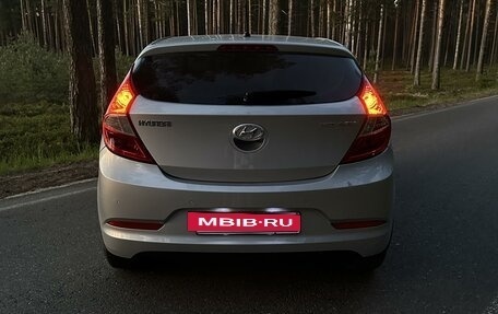 Hyundai Solaris II рестайлинг, 2015 год, 1 150 000 рублей, 5 фотография