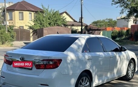 Toyota Camry, 2013 год, 1 850 000 рублей, 3 фотография