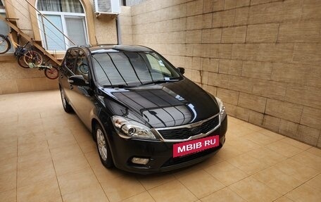 KIA cee'd I рестайлинг, 2010 год, 850 000 рублей, 2 фотография