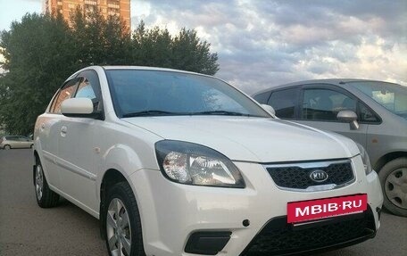 KIA Rio II, 2011 год, 755 000 рублей, 3 фотография