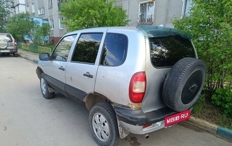 Chevrolet Niva I рестайлинг, 2004 год, 210 000 рублей, 2 фотография