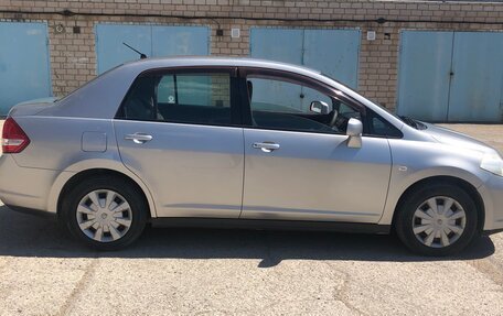 Nissan Tiida, 2005 год, 660 000 рублей, 2 фотография