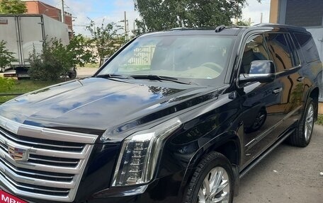 Cadillac Escalade IV, 2020 год, 8 650 000 рублей, 3 фотография