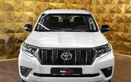 Toyota Land Cruiser Prado 150 рестайлинг 2, 2022 год, 8 500 000 рублей, 3 фотография