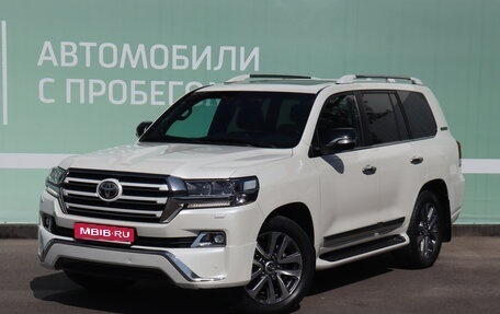 Toyota Land Cruiser 200, 2017 год, 7 150 000 рублей, 1 фотография