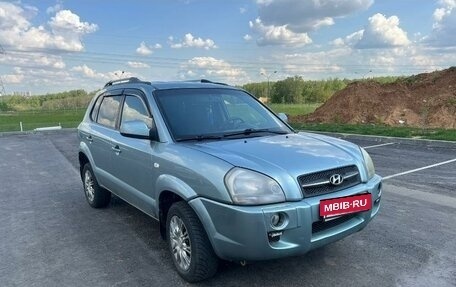 Hyundai Tucson III, 2008 год, 820 000 рублей, 2 фотография