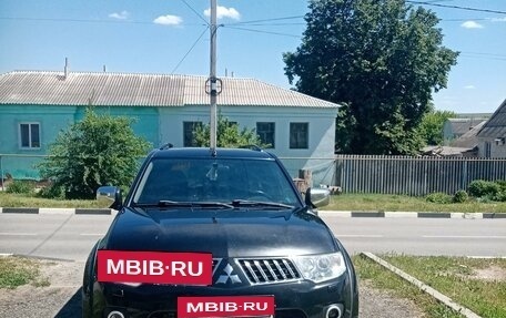 Mitsubishi Pajero Sport II рестайлинг, 2013 год, 1 850 000 рублей, 3 фотография