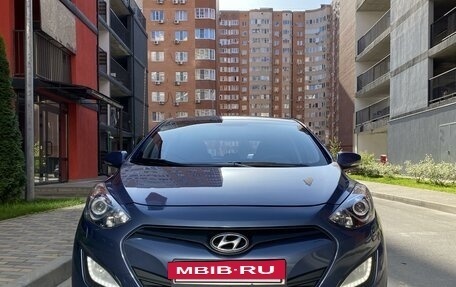 Hyundai i30 II рестайлинг, 2012 год, 1 360 000 рублей, 2 фотография