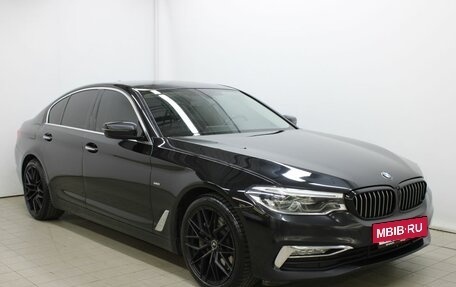 BMW 5 серия, 2018 год, 3 600 000 рублей, 3 фотография