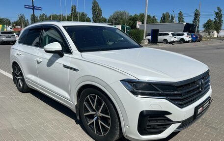 Volkswagen Touareg III, 2018 год, 4 900 000 рублей, 3 фотография