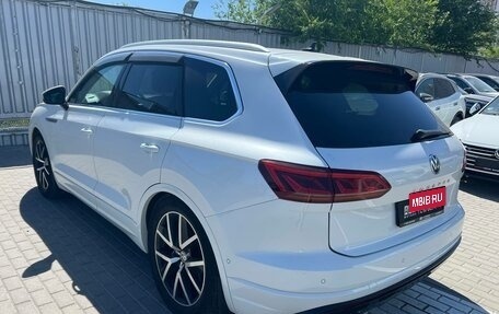 Volkswagen Touareg III, 2018 год, 4 900 000 рублей, 5 фотография