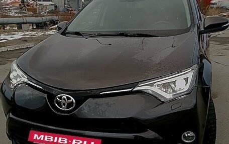 Toyota RAV4, 2019 год, 2 500 000 рублей, 2 фотография