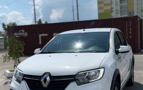 Renault Logan II, 2021 год, 1 360 000 рублей, 2 фотография