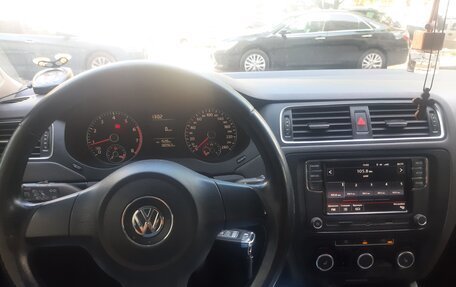Volkswagen Jetta VI, 2012 год, 1 200 000 рублей, 6 фотография