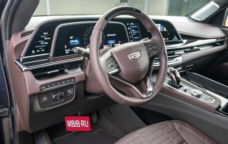 Cadillac Escalade V, 2024 год, 19 980 000 рублей, 9 фотография
