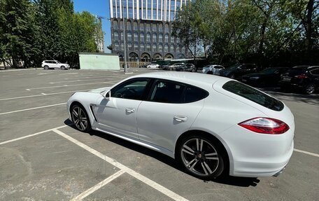 Porsche Panamera II рестайлинг, 2011 год, 3 000 000 рублей, 2 фотография