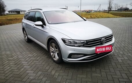 Volkswagen Passat B8 рестайлинг, 2020 год, 2 850 000 рублей, 2 фотография