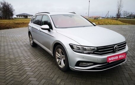 Volkswagen Passat B8 рестайлинг, 2020 год, 2 850 000 рублей, 3 фотография