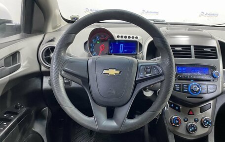 Chevrolet Aveo III, 2015 год, 800 000 рублей, 10 фотография