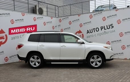 Toyota Highlander III, 2013 год, 2 249 000 рублей, 3 фотография