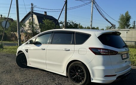 Ford S-MAX II, 2018 год, 2 980 000 рублей, 3 фотография