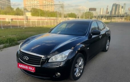 Infiniti M, 2013 год, 1 970 000 рублей, 2 фотография