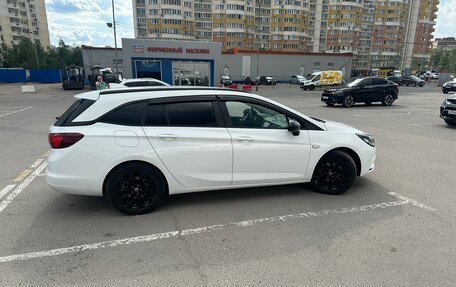 Opel Astra K, 2017 год, 1 450 000 рублей, 3 фотография