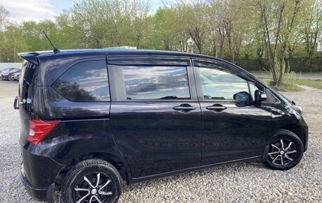 Honda Freed I, 2010 год, 1 200 000 рублей, 3 фотография