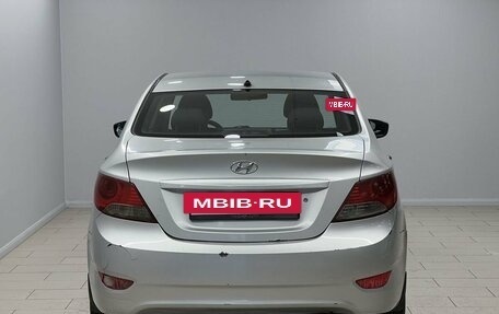 Hyundai Solaris II рестайлинг, 2013 год, 430 000 рублей, 4 фотография