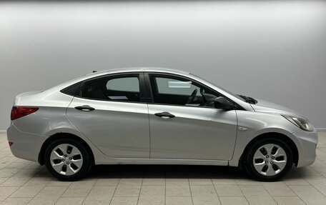 Hyundai Solaris II рестайлинг, 2013 год, 430 000 рублей, 5 фотография