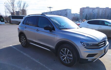 Volkswagen Tiguan II, 2020 год, 3 200 000 рублей, 3 фотография