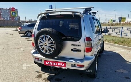 Chevrolet Niva I рестайлинг, 2005 год, 330 000 рублей, 3 фотография