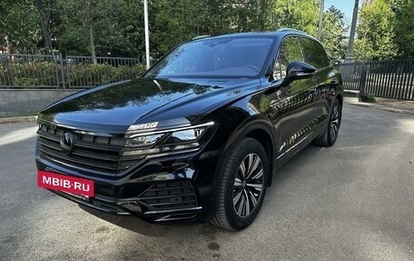 Volkswagen Touareg III, 2021 год, 8 000 000 рублей, 2 фотография