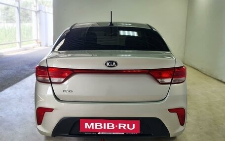 KIA Rio IV, 2018 год, 1 595 000 рублей, 6 фотография