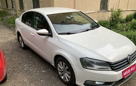 Volkswagen Passat B7, 2012 год, 800 000 рублей, 3 фотография