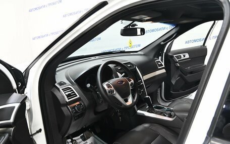 Ford Explorer VI, 2015 год, 1 899 000 рублей, 5 фотография
