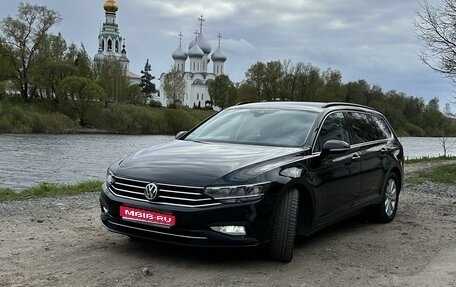 Volkswagen Passat B8 рестайлинг, 2019 год, 2 350 000 рублей, 1 фотография